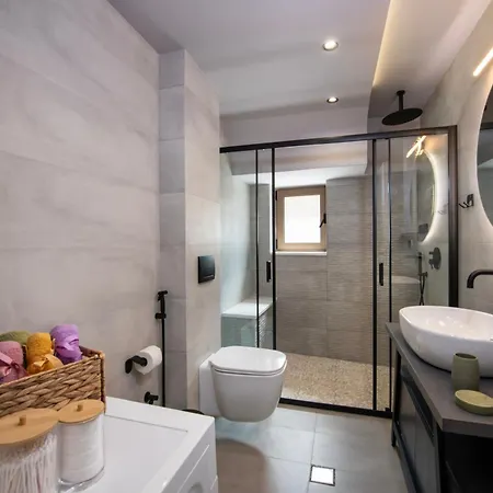 Cozy Rena Luxury With Free Private Parking * La Canea