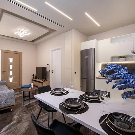 Cozy Rena Luxury With Free Private Parking *