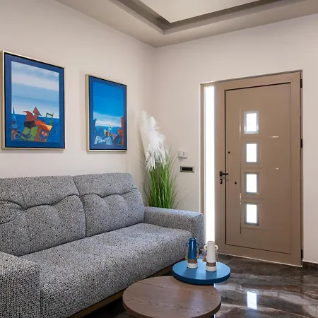 Cozy Rena Luxury With Free Private Parking דירה *