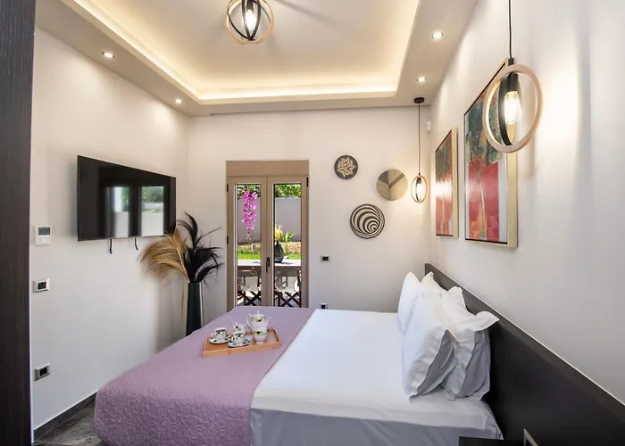 Cozy Rena Luxury With Free Private Parking * 하니아