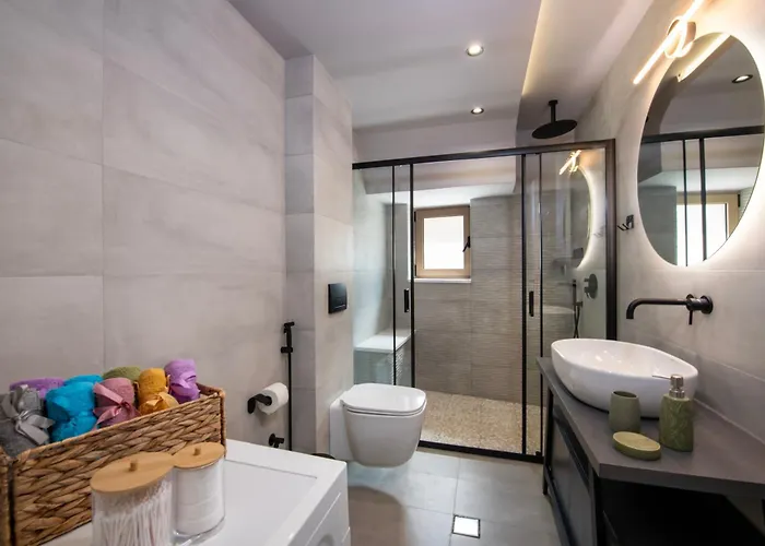 Cozy Rena Luxury With Free Private Parking * Hanya